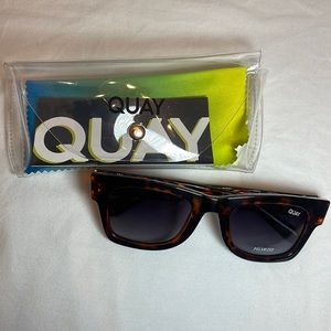 NEW QUAY Australia Makin Moves Sunglasses